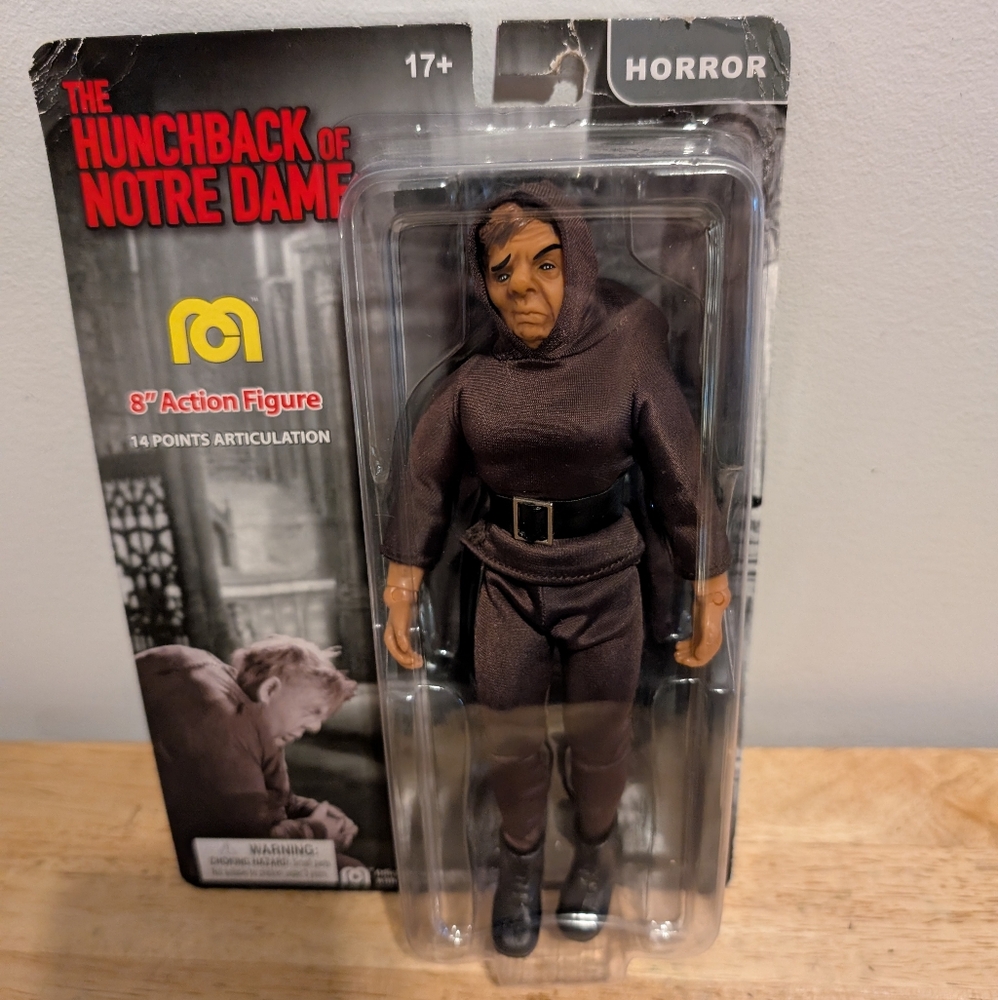Action Figure From Movies The Hunchback Of Notre Dame Brand New with tag from Un